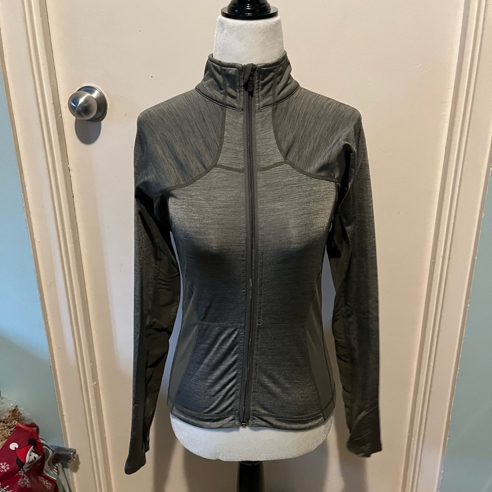 LULULEMON *RARE* CATCH ME AIR JACKET